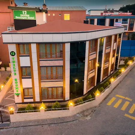 Hotel 12 Koseilyas