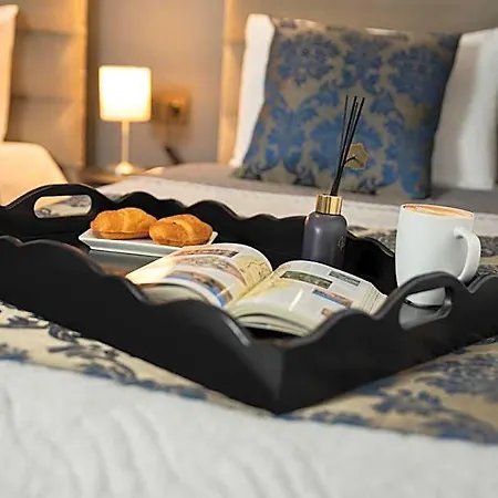 12 Hotel 3*